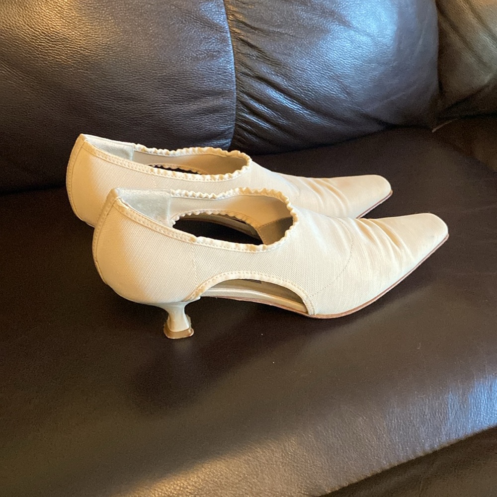 Shoes - Picture 3 of 12